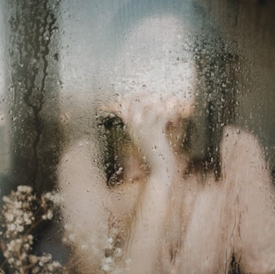 The Sunday Poem photo by Kelly Ritta/via Pexels